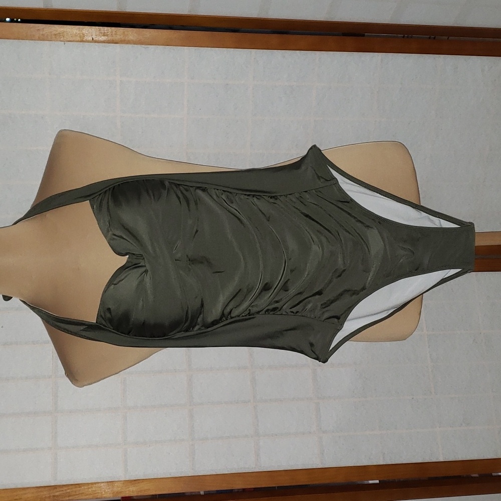 New Weinicoco Olive green swimsuit